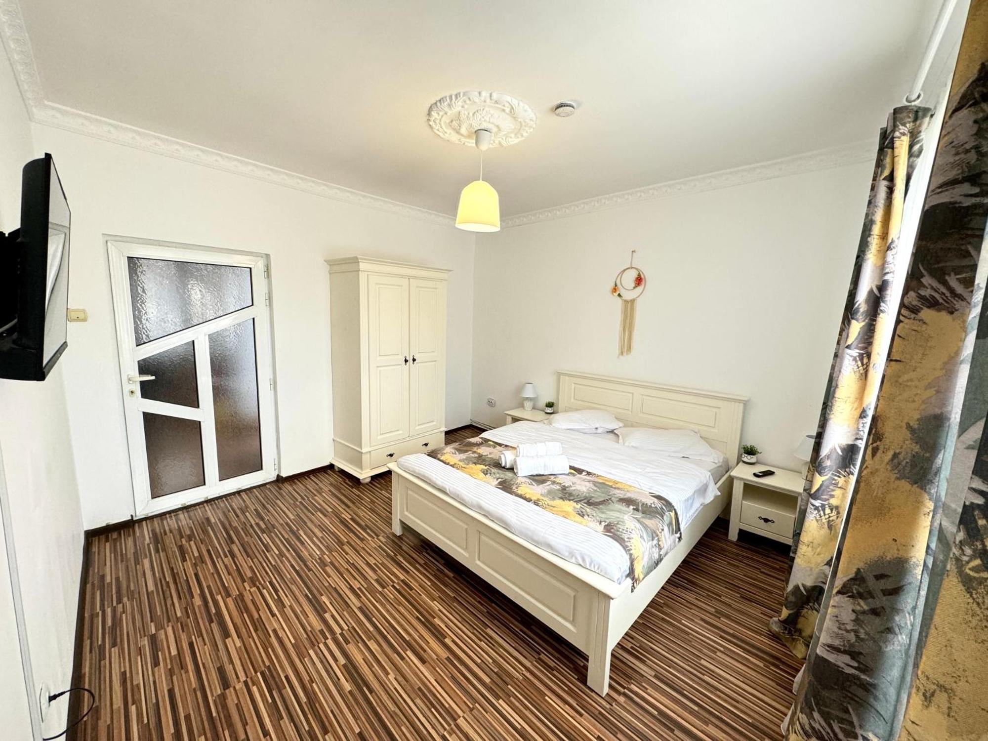 Flh - Mira Apartments Сибиу Экстерьер фото