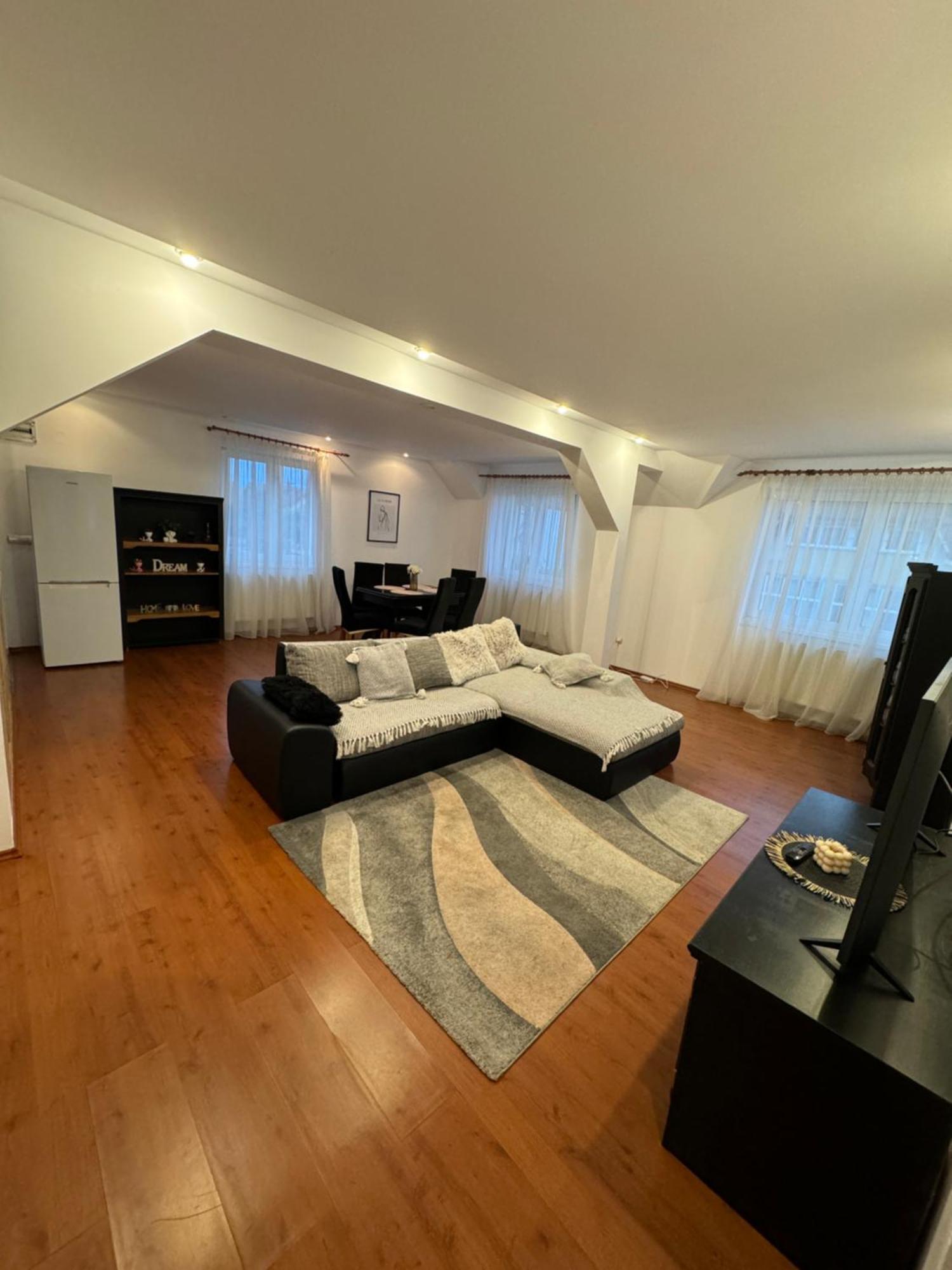 Flh - Mira Apartments Сибиу Экстерьер фото